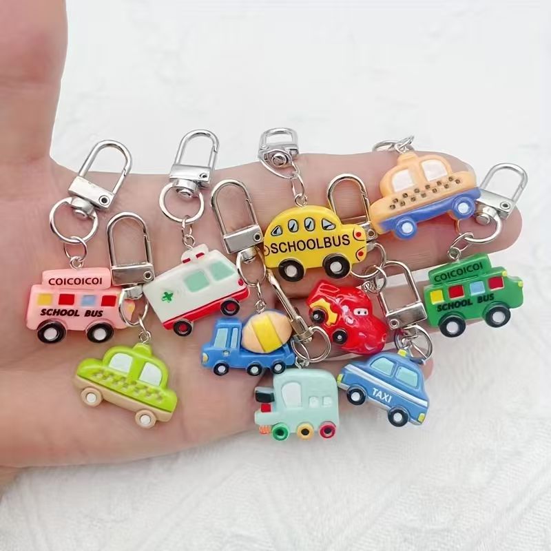Mobile & Tablet Accessories - 10個入り樹脂製漫画風車キーホルダー、荷物や携帯電話アクセサリーに最適、ギフトに最適です。