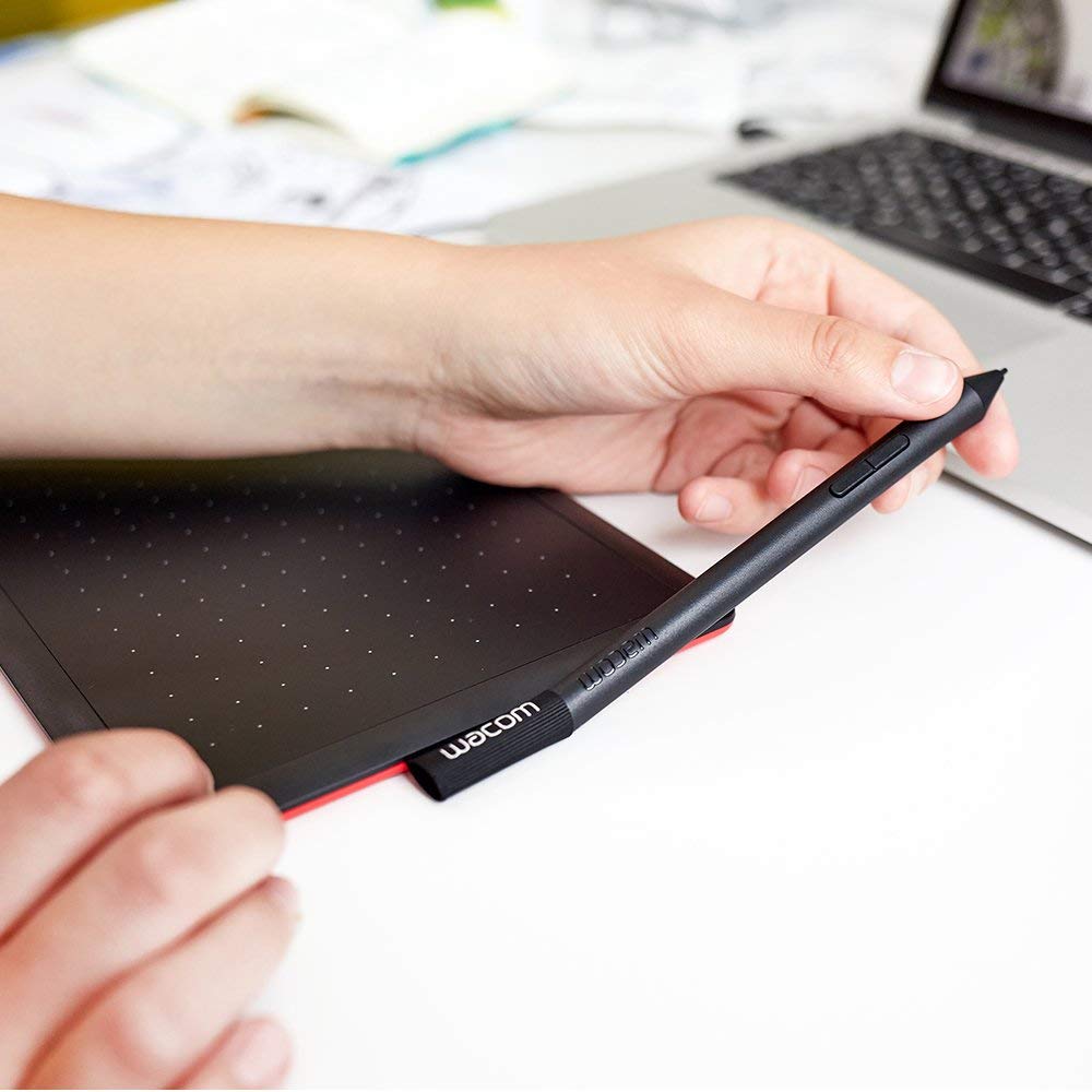 One by Wacom CTL-472 デジタル グラフィ - Wacom Tablet Accessories のレビューと価格
